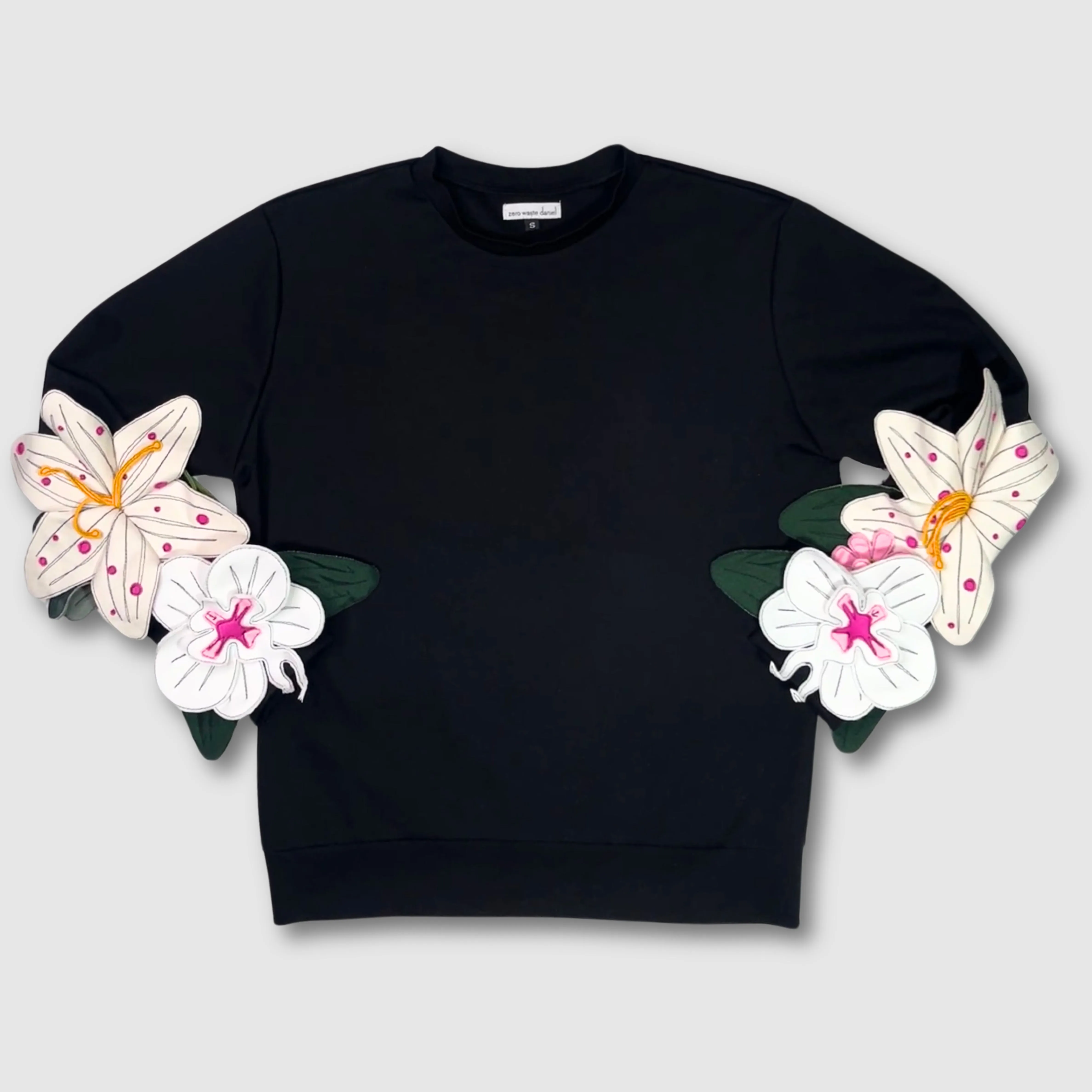 black 'florals for winter' crewneck sweatshirt *NEW RELEASE*