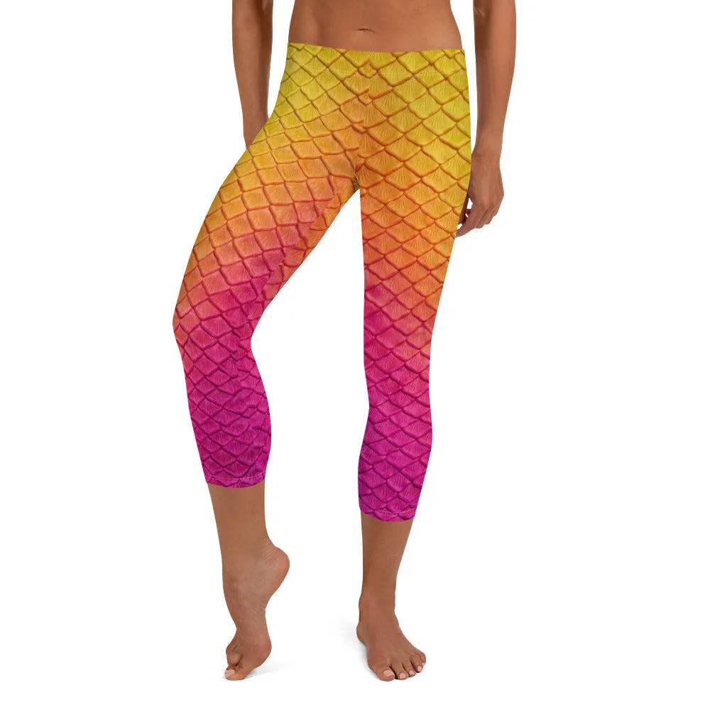 Hibiscus Bliss Capri Leggings