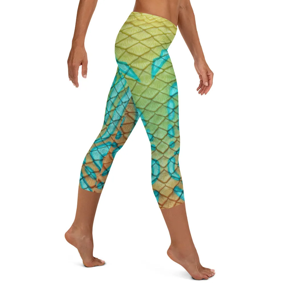 Mandarin Goby Capri Leggings