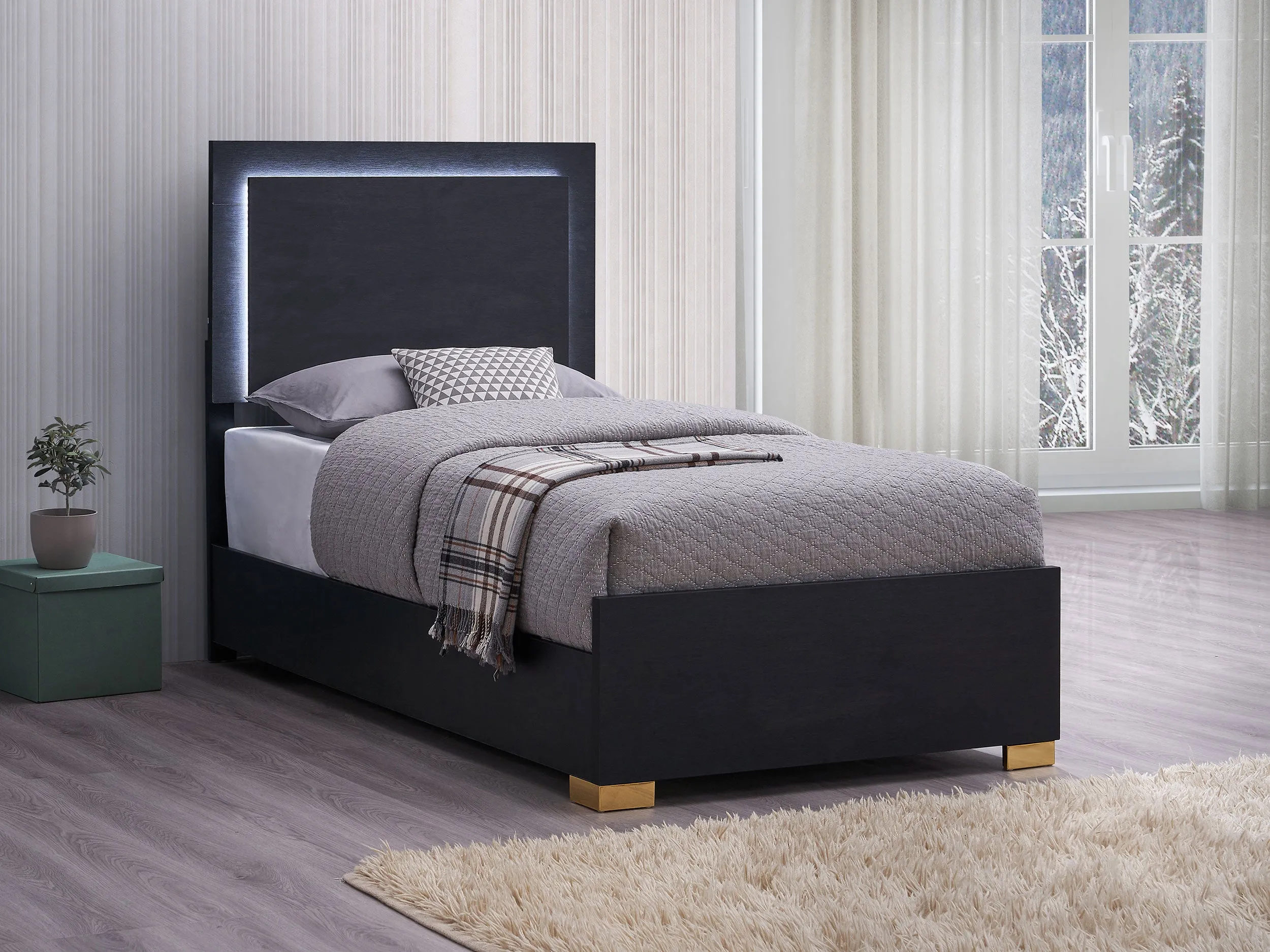 Marceline Bed - Elegant and Timeless Design